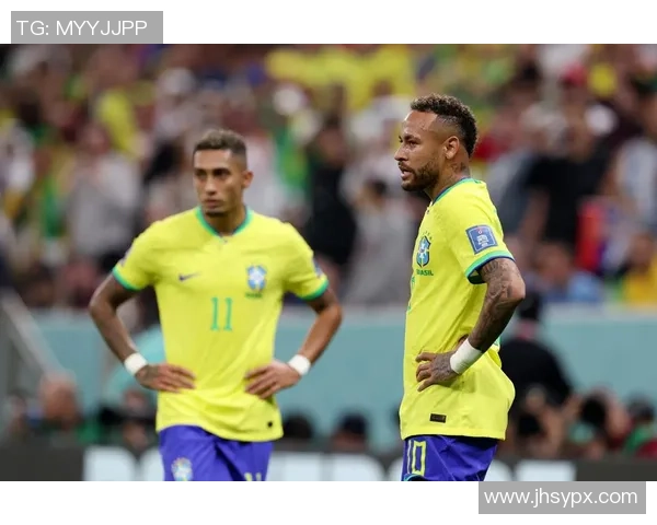 足球巨星精彩瞬间合集 带你领略赛场上的巅峰时刻与精彩绝技